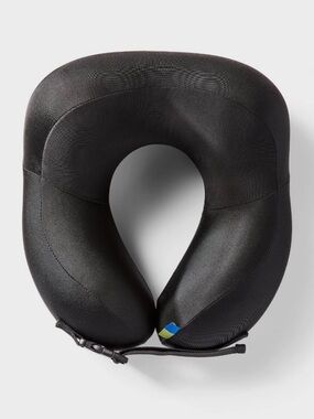 Contoured Memory Foam Neck Pillow - Open
Story™ Black: U-Shape Travel Support